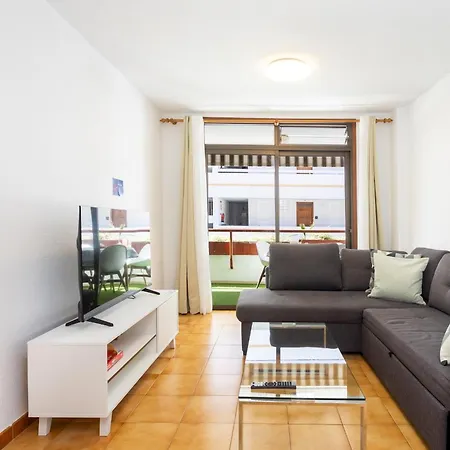 Home2book Family 5 Min Playa Americas Appartement *